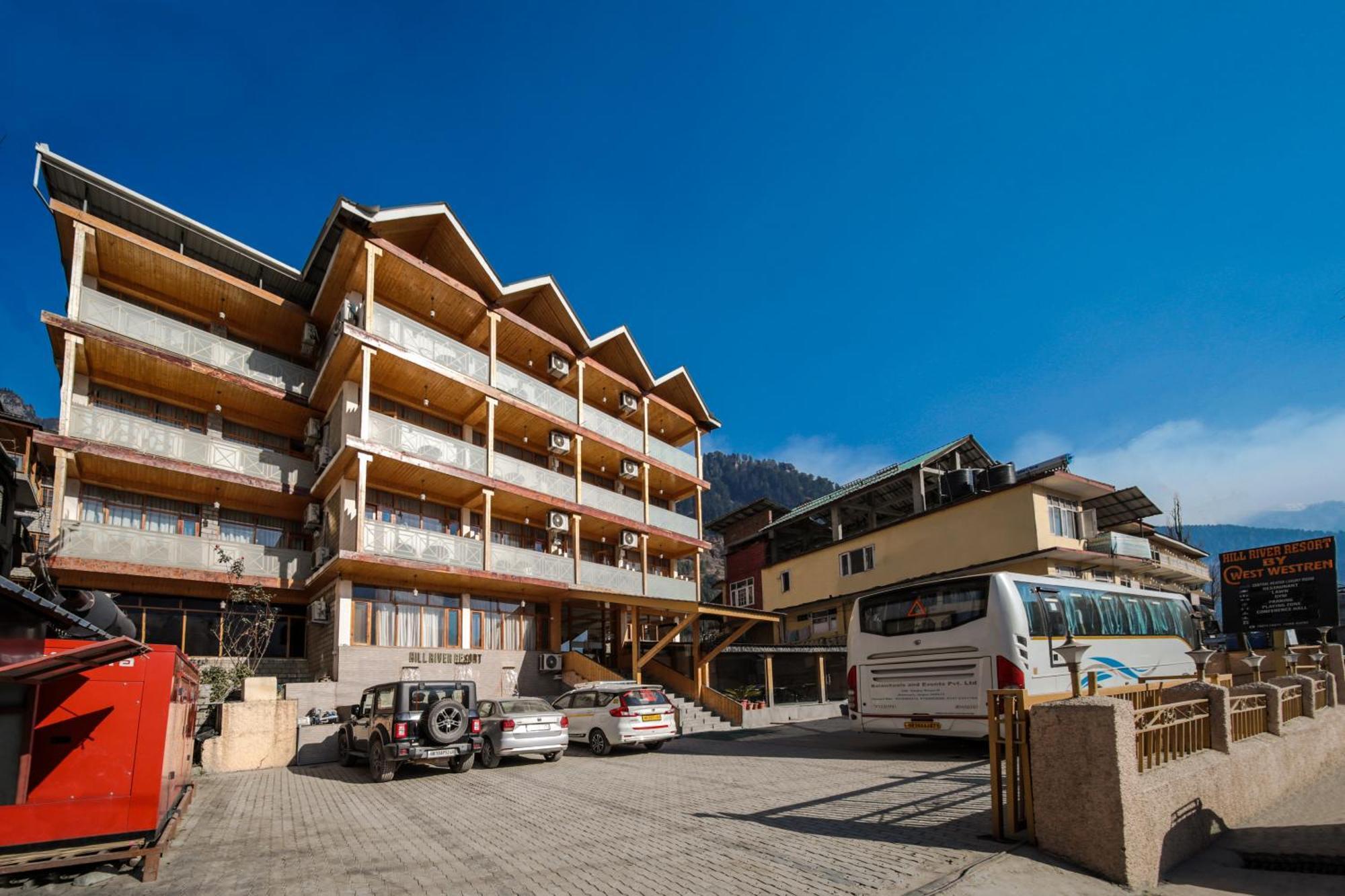 Hill River Resort By West Western -Property Of The Year 2024-25 - Central Heated & Air Cooled, Near Mall Road — Photos 1